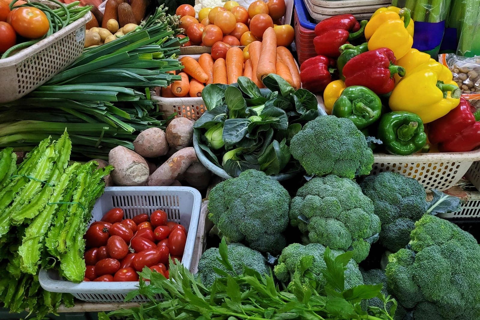 Bakersfield F Street Farmers Market