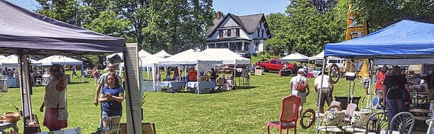 Peninsula Flea at Heritage Farms