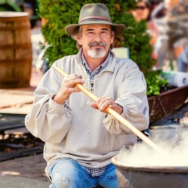 Apple Butter Stirrin' Festival