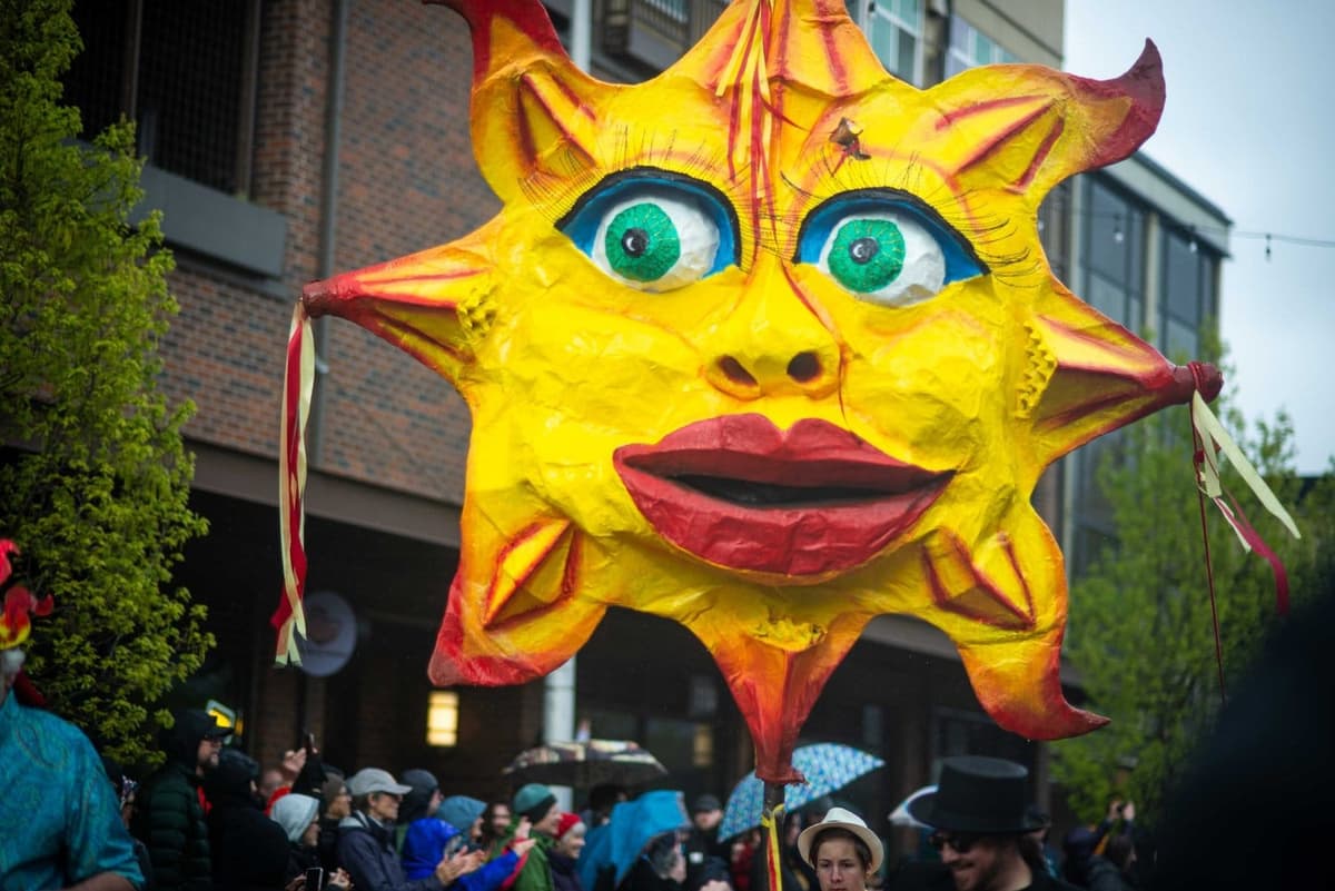 Olympia Procession of the Species Arts Market