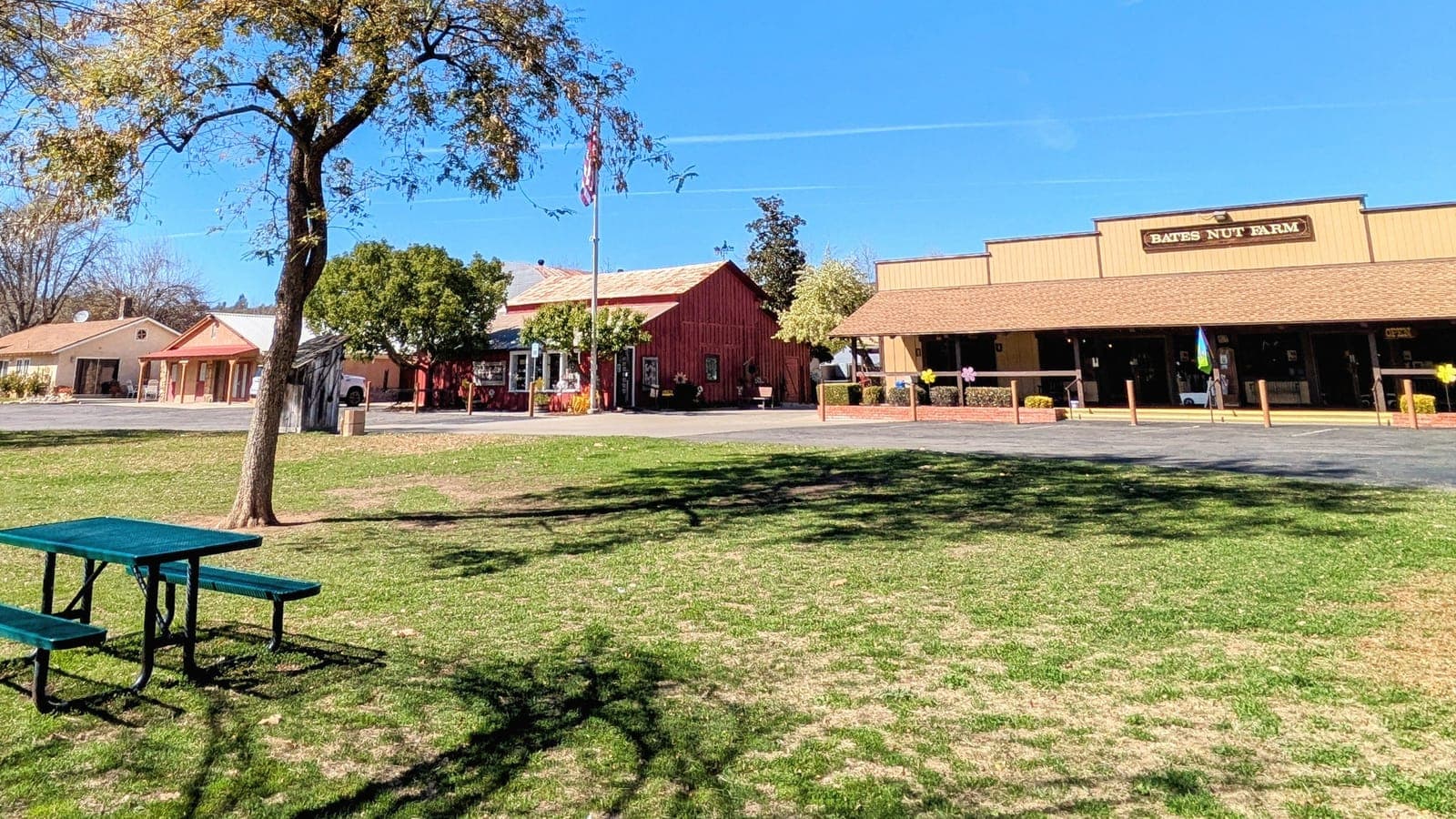 Santa’s Coming Craft Fair