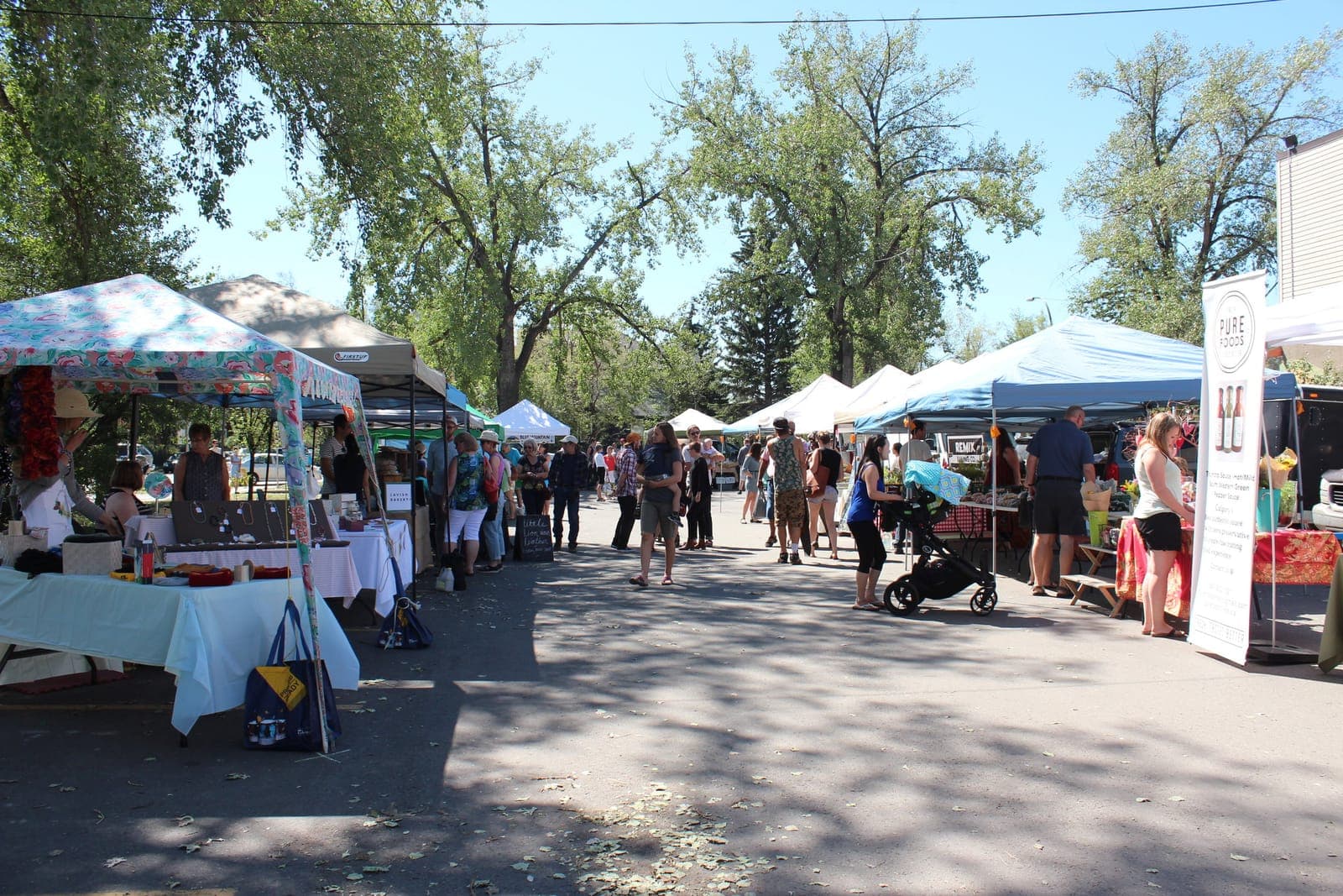 Hillhurst Sunnyside Farmers' Market