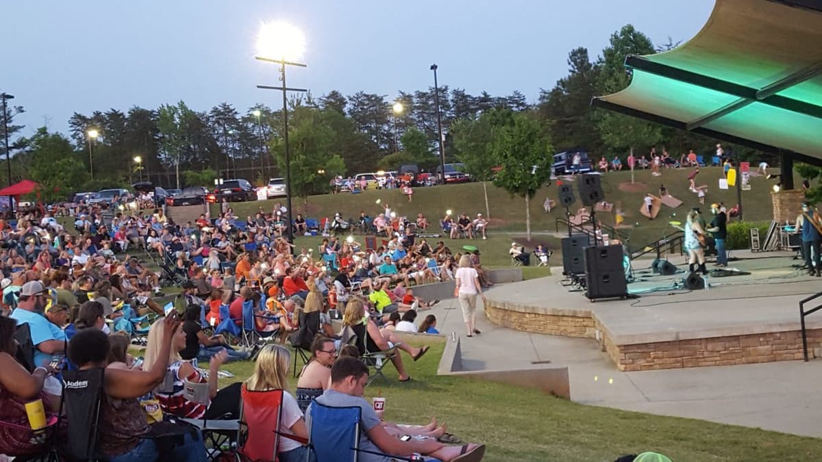 Travelers Rest Swamp Rabbit Market