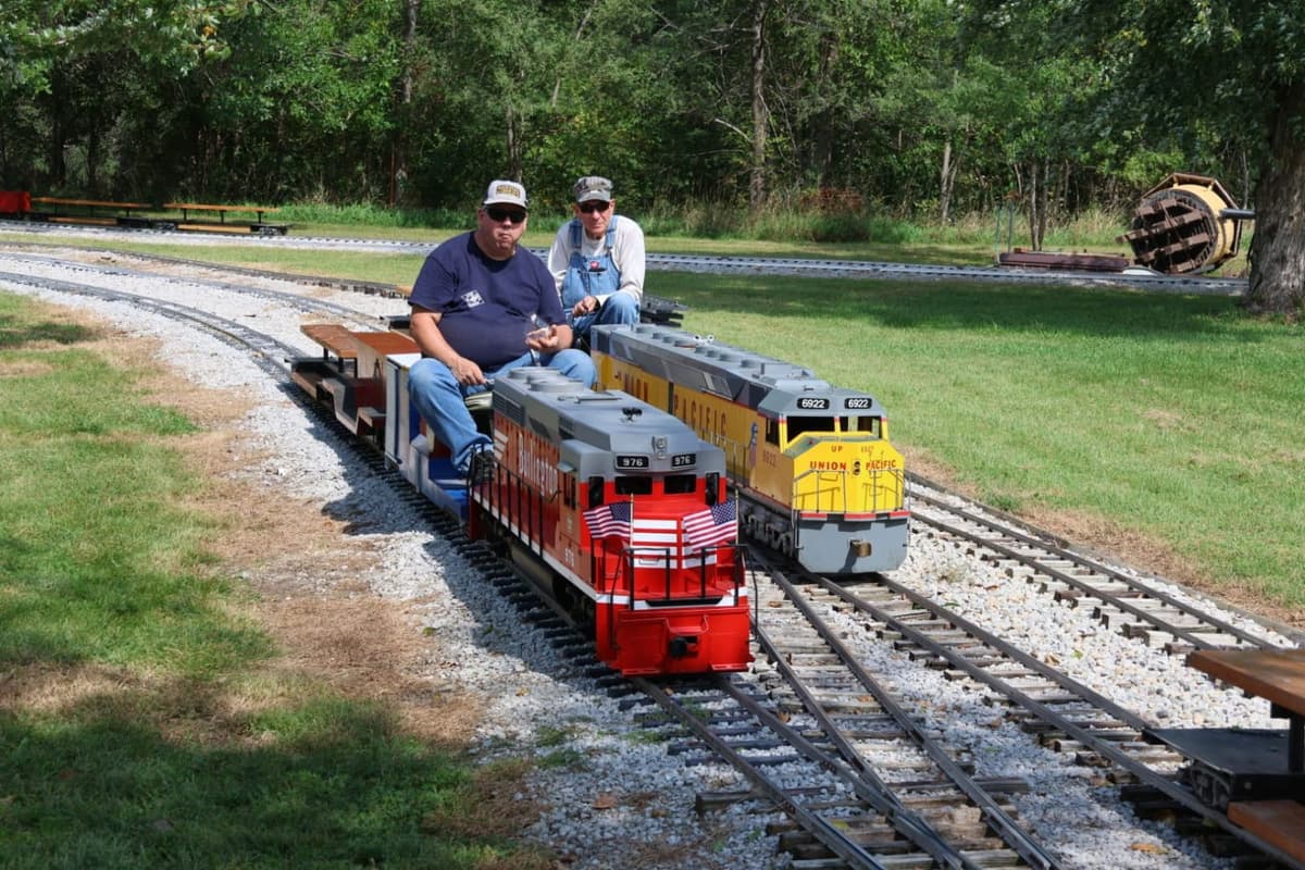 Camp Creek Antique Machinery and Threshing Show