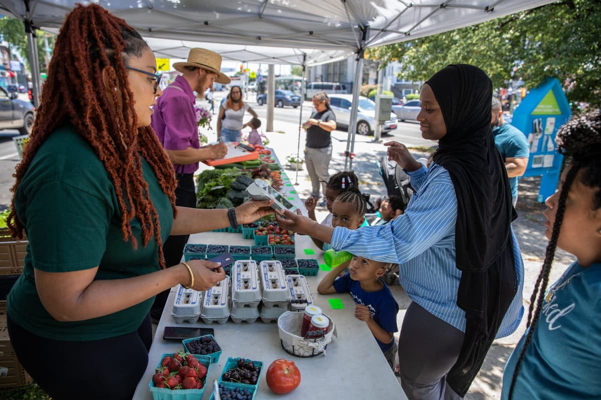 Headhouse Farmers Market