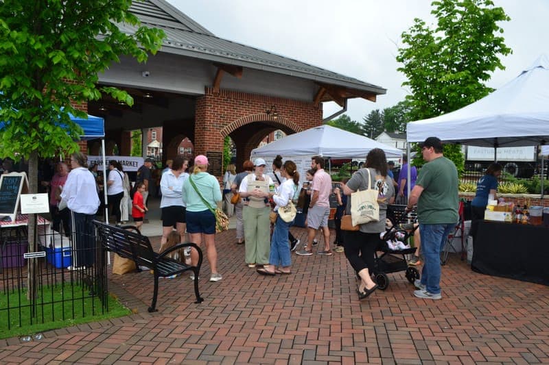 La Grange Farmers' Market & Artisans