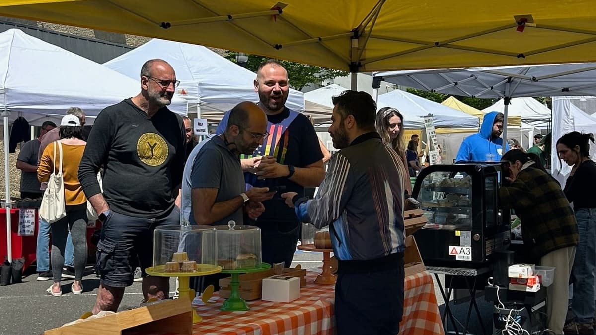 Bell Works FRESH Farmers & Makers Market