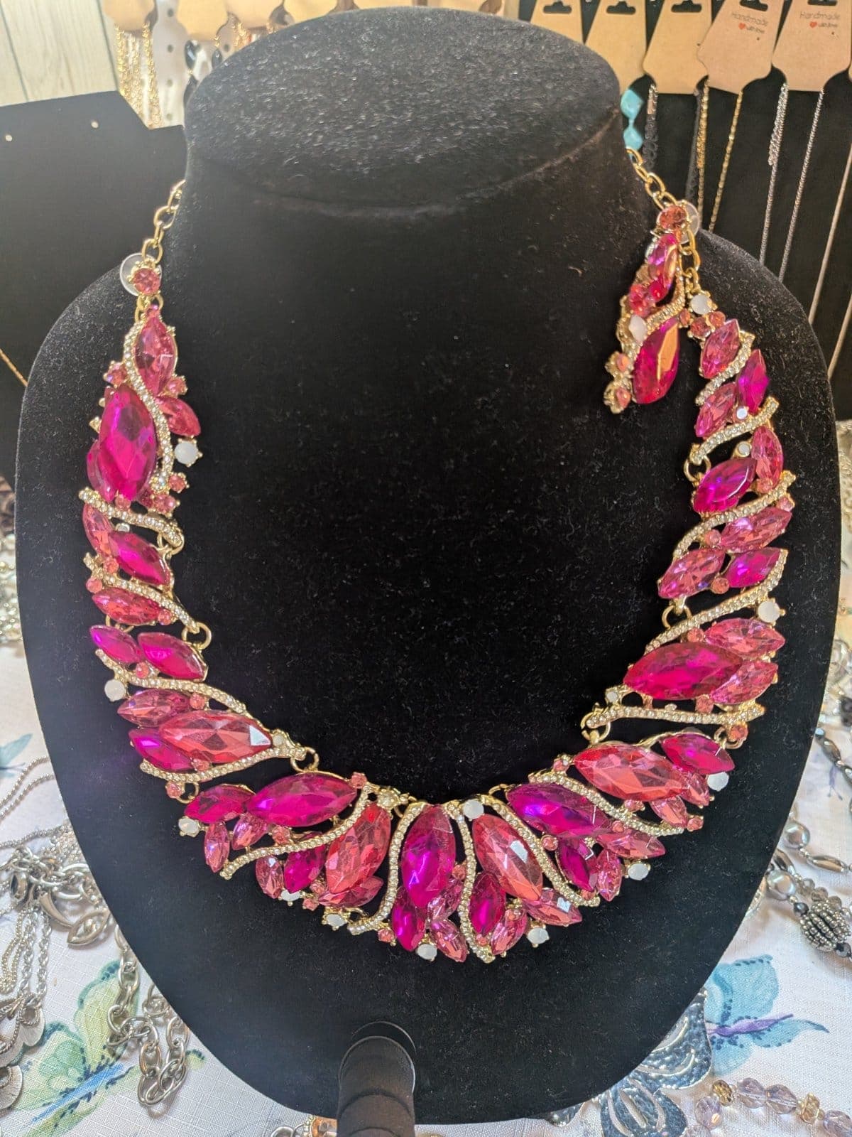 Gorgeous Costume Necklace and Earrings Set 