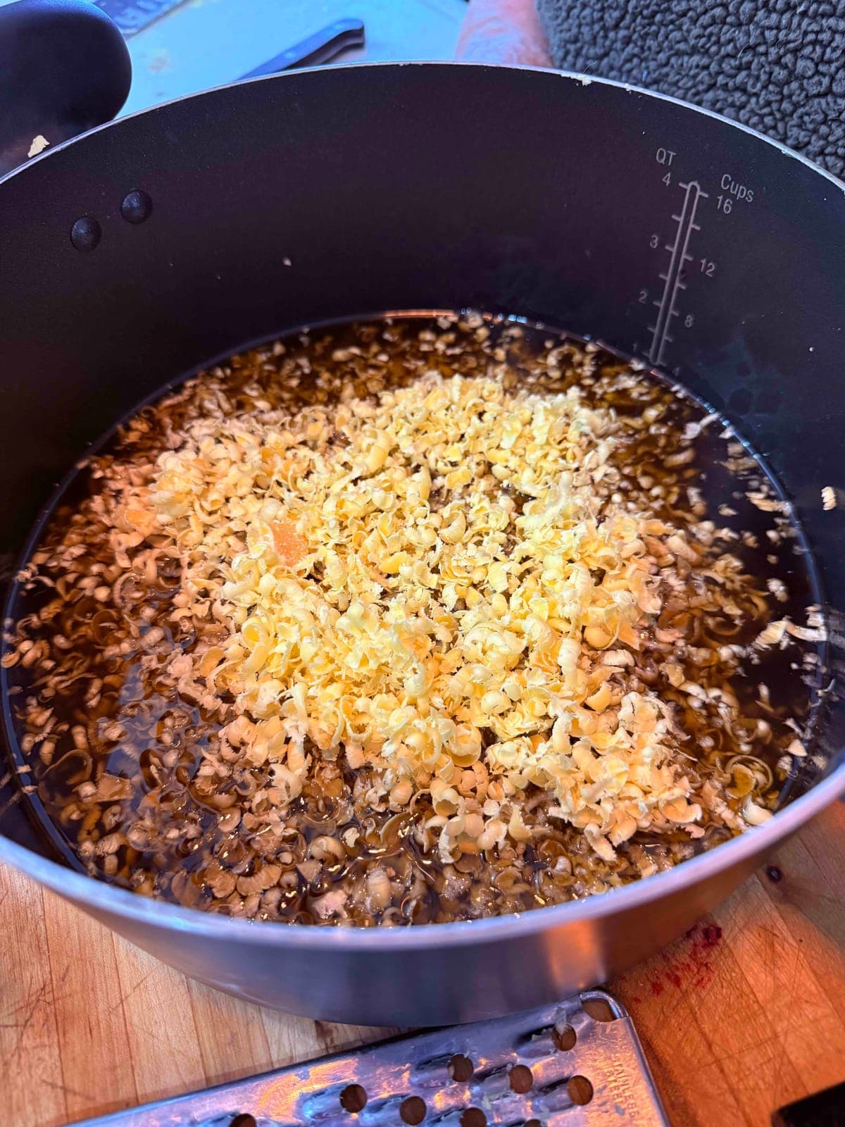 Making pain balm
