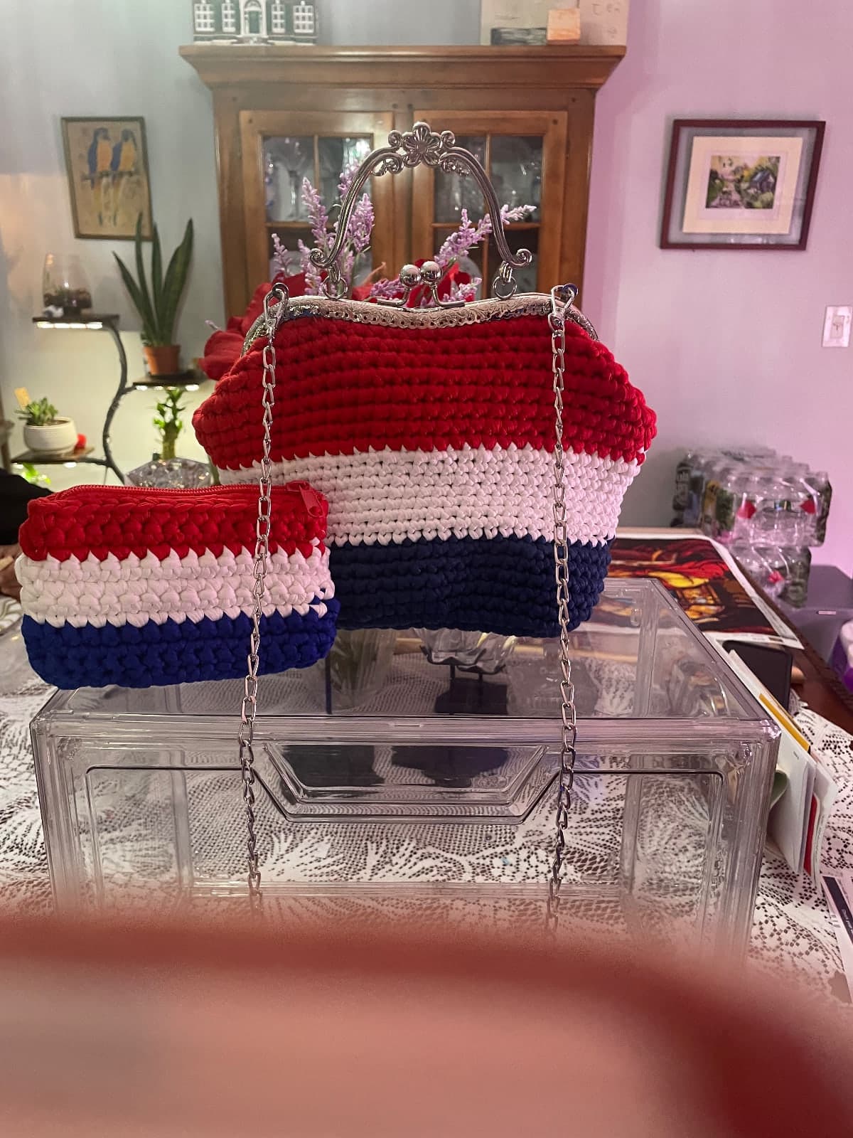 View photo 1 of 1