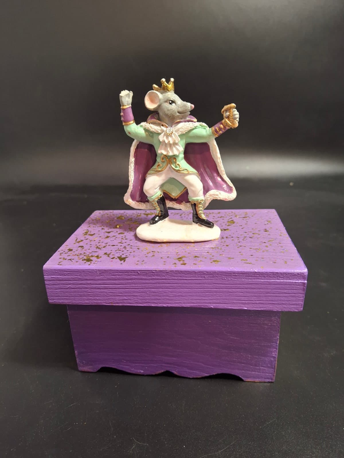 View photo 1 of 6