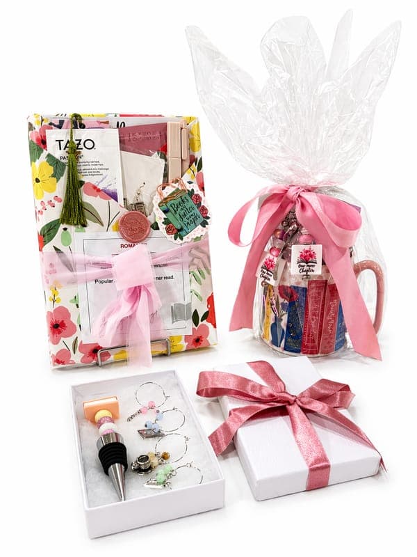 Plot Twists and Bookish Gifts