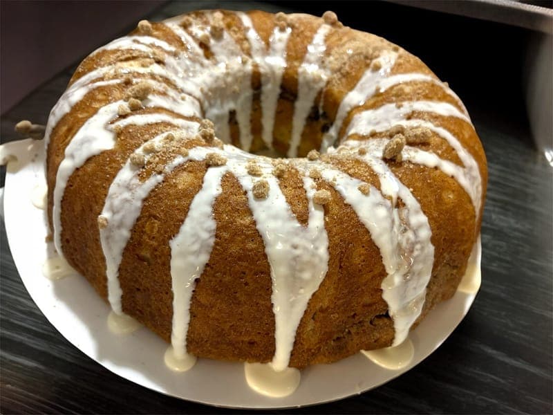 Cinnamon Roll Cake 