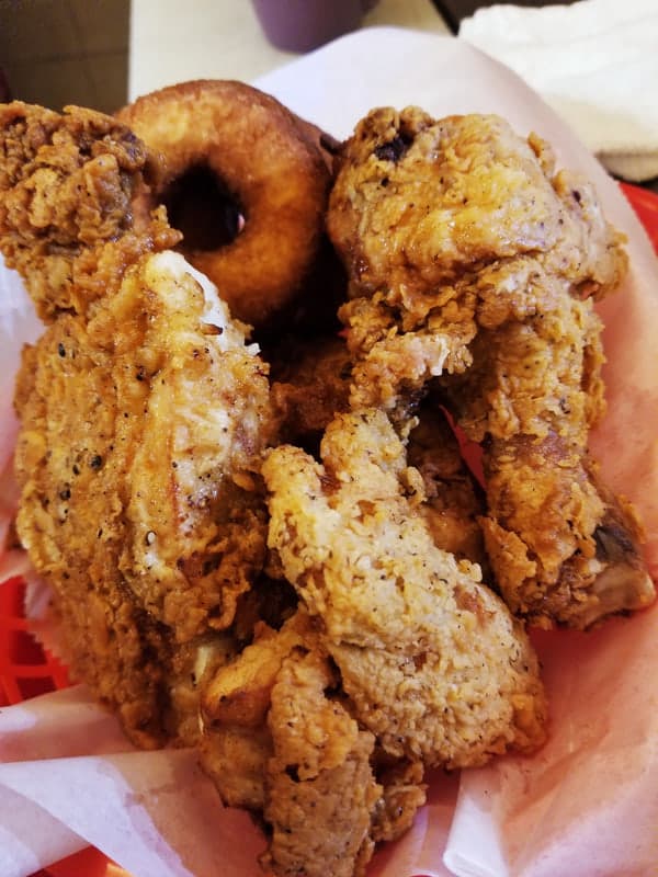 BAGOCK Fried Chicken & Doughnuts