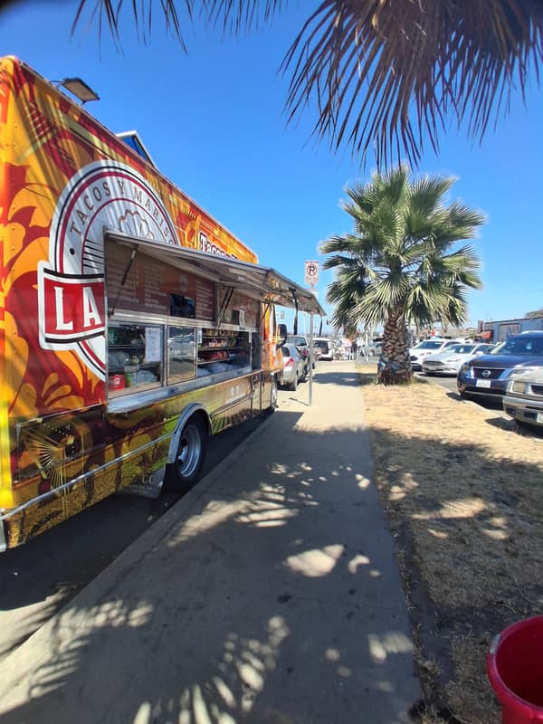 Tacos Y Mariscos La Perla