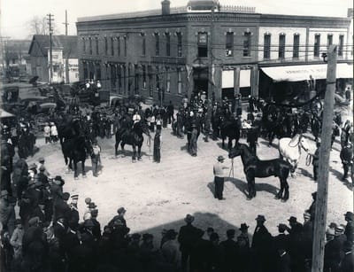 Chesaning Market off Broad cover photo