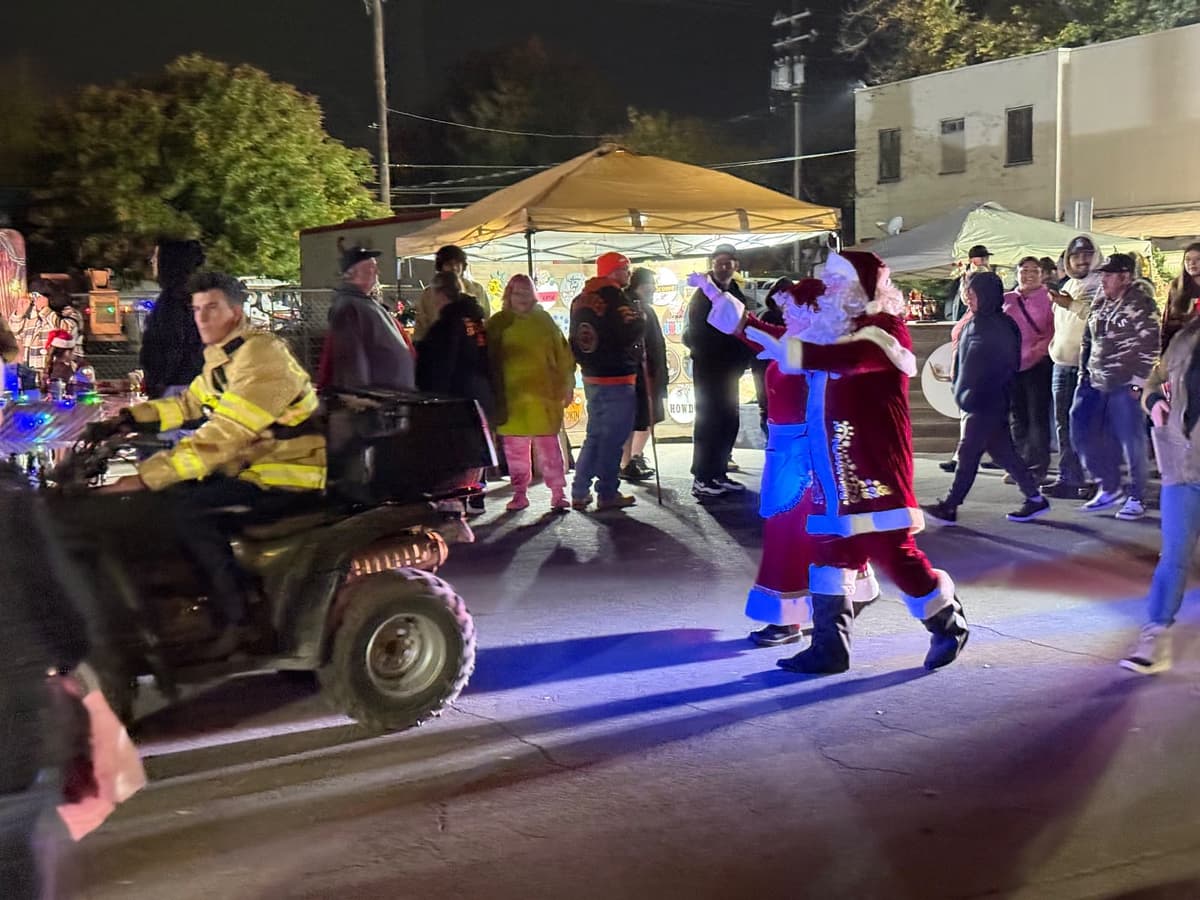 Christmas Tyme Colusa