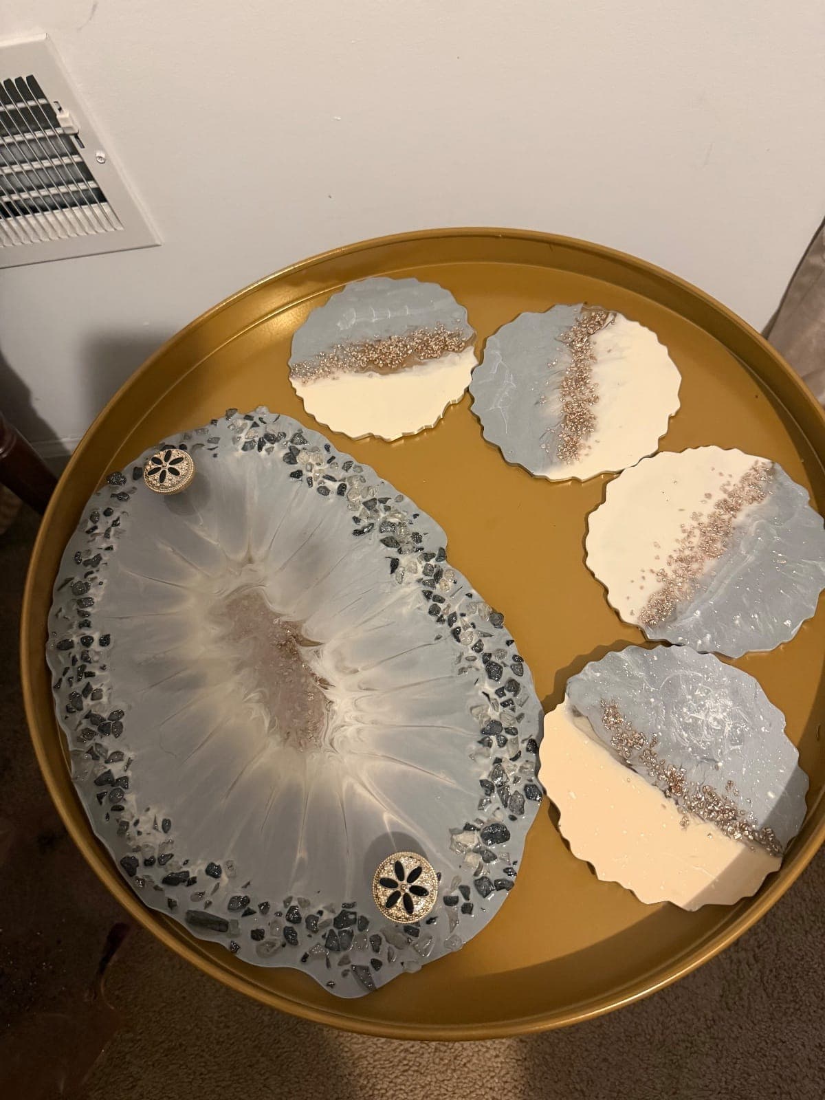 Tray with 4 coasters