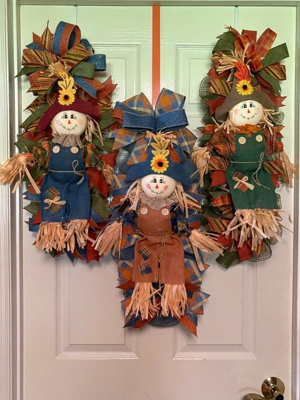 Scarecrow brothers