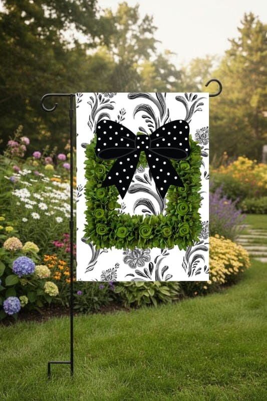 Boxwood Garden Flag
