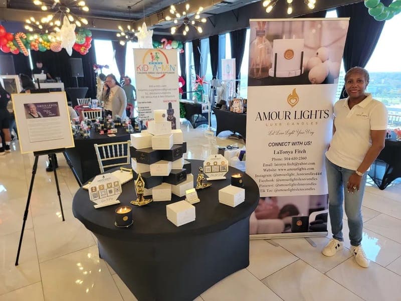 AMOUR LIGHTS LUXE CANDLES