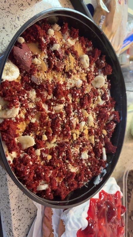 Red velvet banana pudding