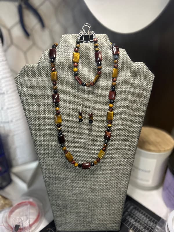 The Tigers Eye Set