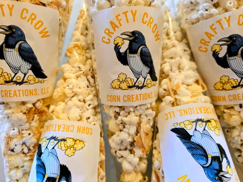 Single serving "Cawb" of popcorn