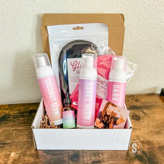 Our wholesale sample set offers a variety of items to try.