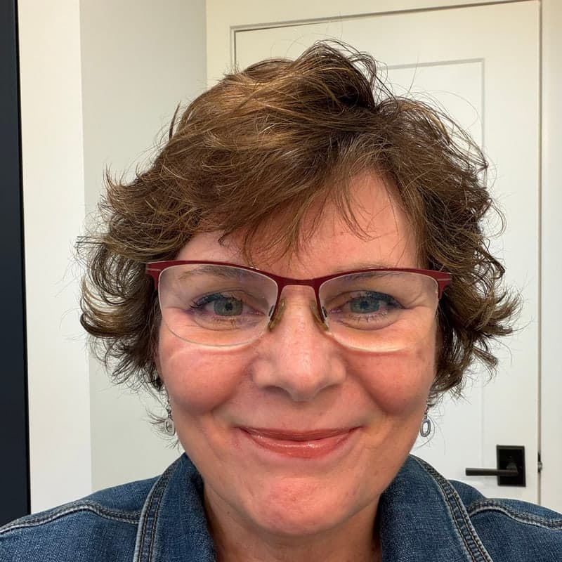 Sandra Krall, Arbonne
