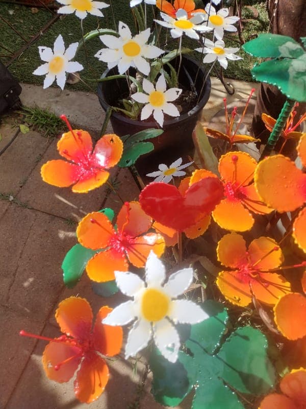 Recycled Metal Art flowers